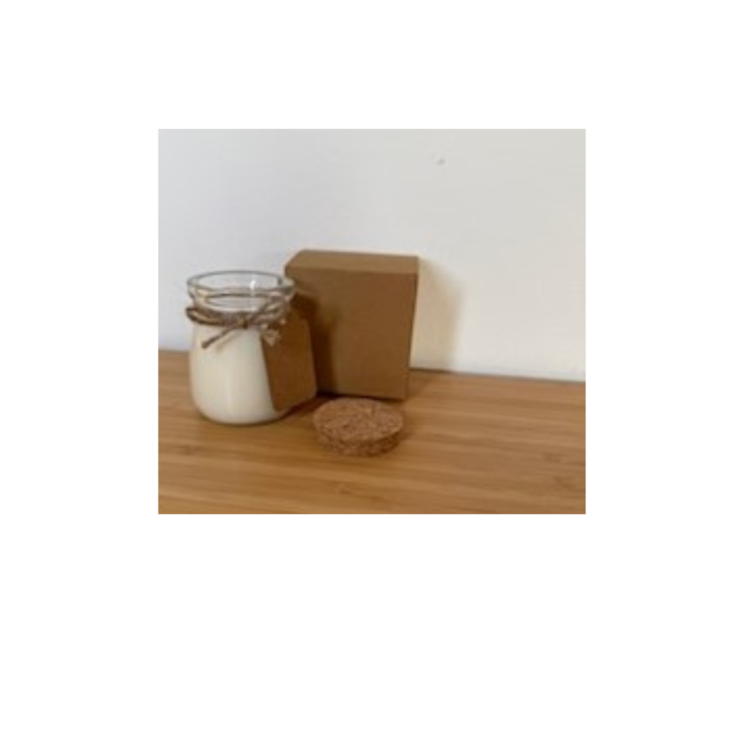 Duftlys i sojavoks i enten White Musk / Eucalyptus